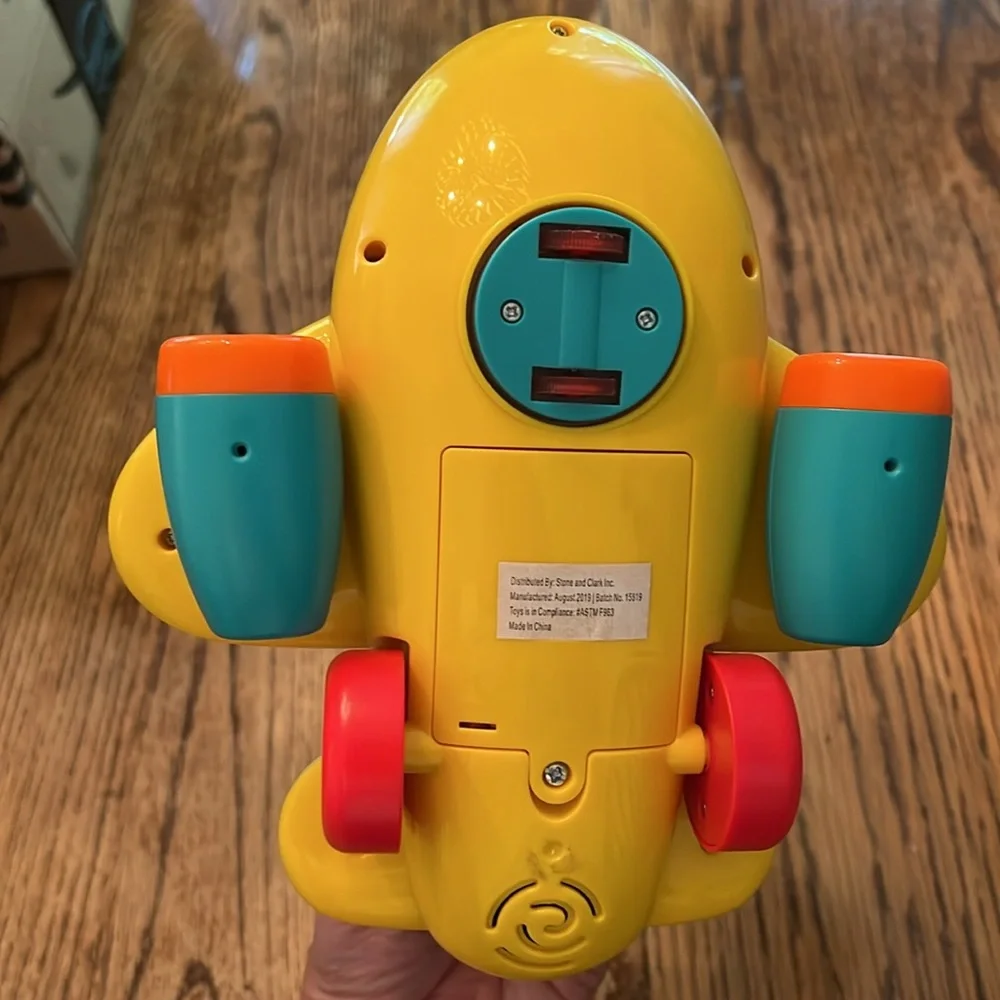 FISHER PRICE MUSICAL AIRPLANE FOR BABIES